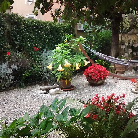 Colazione Da Augusta - Oda ve Kahvaltı 4*
